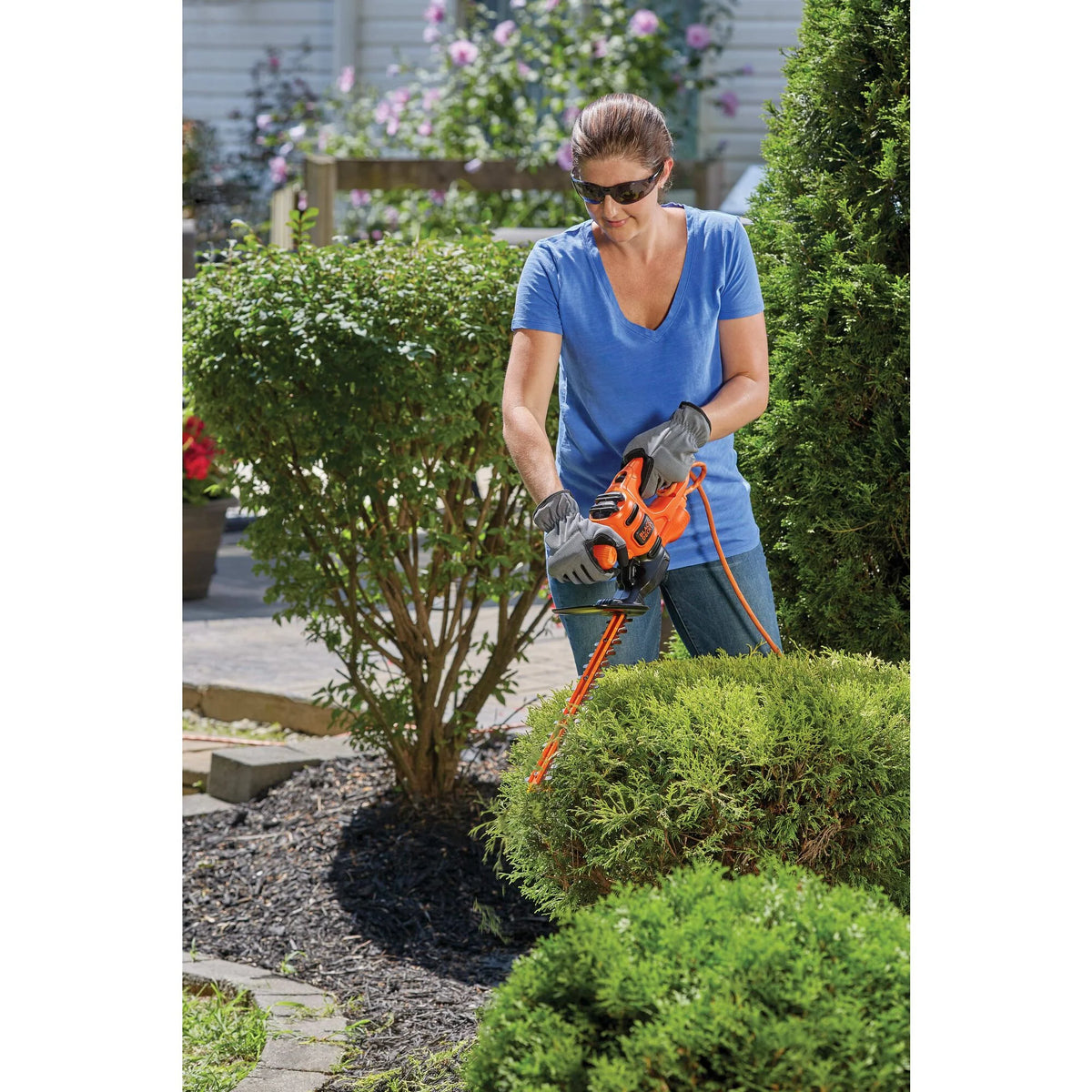 3.0 Amp 16 In. Electric compact Hedge Trimmer